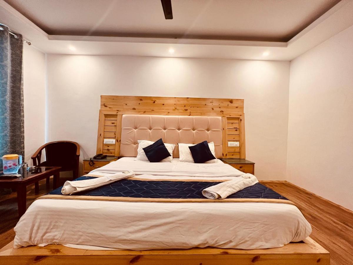 The Radhika - A Luxury Resort In Mountains 마날리 외부 사진